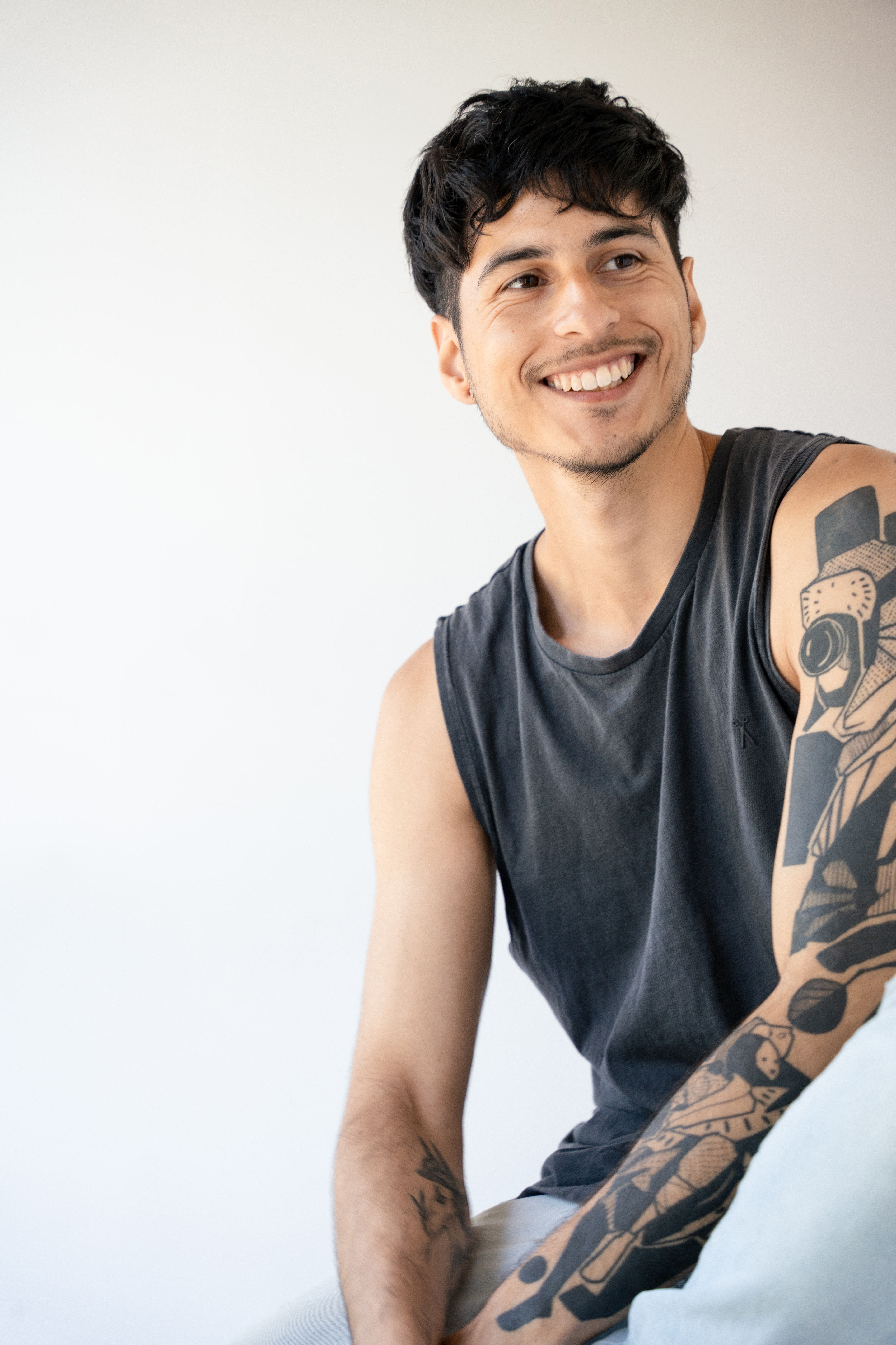 Eduardo Bezmalinovic — Fotógrafo de moda y retrato, Bezma Studio Santiago